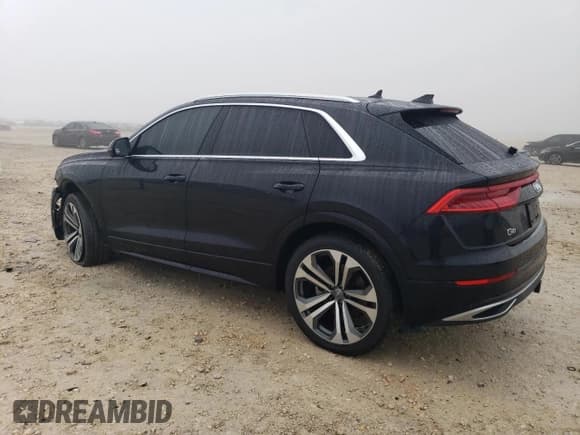 ✅ 2020 Audi Q8 Premium Plus • VIN: WA1BVAF10LD000667 • Лот: 43176355. Опубликован ранее на Copart с пробегом 71 253 миль. Бесплатный доступ к архиву аукционных продаж из США и подробный отчёт об истории автомобиля на DreamBid. Изображение 2.