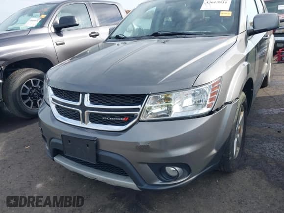 ✅ 2012 Dodge Journey SXT • VIN: 3C4PDCBG7CT341949 • Lot: 43613931. Wystawiony na IAAI z przebiegiem 107 913 mil. Bezpłatny archiwum sprzedaży aukcyjnych z USA i szczegółowy raport historii pojazdu na DreamBid. Zdjęcie 6.