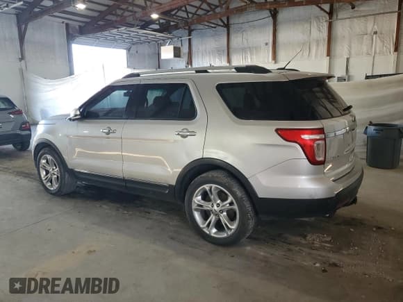 ✅ 2014 Ford Explorer Limited • VIN: 1FM5K8F87EGC13825 • Lot: 93003845. Wystawiony na Copart z przebiegiem Nie podano. Bezpłatny archiwum sprzedaży aukcyjnych z USA i szczegółowy raport historii pojazdu na DreamBid. Zdjęcie 2.