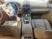 ✅ 2009 Porsche Cayenne • VIN: WP1AA29PX9LA01163 • Lot: 66949255. Wystawiony na Copart z przebiegiem 261 163 mil. Bezpłatny archiwum sprzedaży aukcyjnych z USA i szczegółowy raport historii pojazdu na DreamBid. Zdjęcie 8.