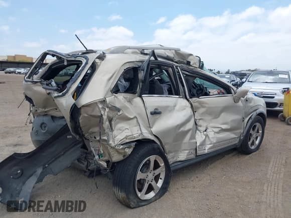 ✅ 2012 Chevrolet Captiva Sport LS • VIN: 3GNAL2EK9CS552456 • Lot: 42184144. Wystawiony na IAAI z przebiegiem 113 909 mil. Bezpłatny archiwum sprzedaży aukcyjnych z USA i szczegółowy raport historii pojazdu na DreamBid. Zdjęcie 6.