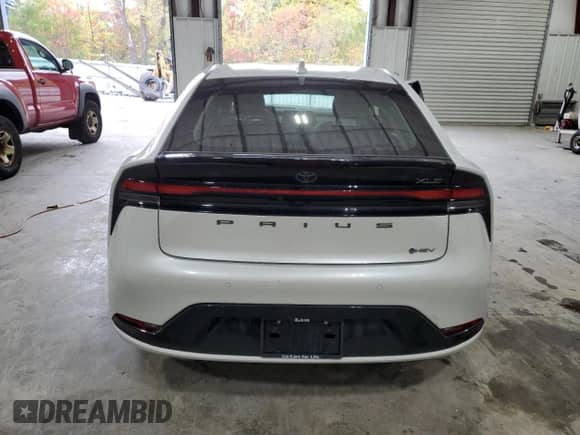 2024 Toyota Prius Limited with VIN JTDADABU8R3019468, listed as a Copart auction lot 82739715 with 8,608 mi miles and Salvage title. Bid and sale history available at DreamBid. Image 6.