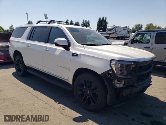 ✅ 2021 GMC Yukon XL Denali • VIN: 1GKS2JKT5MR462561 • Lot: 65525115. Wystawiony na Copart z przebiegiem 77 670 mil. Bezpłatny archiwum sprzedaży aukcyjnych z USA i szczegółowy raport historii pojazdu na DreamBid. Zdjęcie 4.