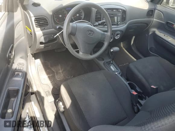 ✅ 2010 Hyundai Accent GS • VIN: KMHCM3AC3AU160939 • Лот: 53442955. Опубликован ранее на Copart с пробегом 110 189 миль. Бесплатный доступ к архиву аукционных продаж из США и подробный отчёт об истории автомобиля на DreamBid. Изображение 8.