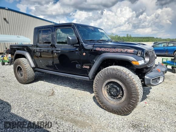 ✅ 2024 Jeep Gladiator Mojave • VIN: 1C6JJTEG3RL116367 • Лот: 64282475. Опубликован ранее на Copart с пробегом 8 947 миль. Бесплатный доступ к архиву аукционных продаж из США и подробный отчёт об истории автомобиля на DreamBid. Изображение 4.