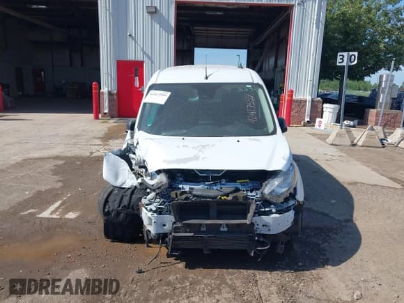 ✅ 2022 Ford Transit Connect XLT • VIN: NM0LS7T21N1523295 • Lot: 42417559. Listed on IAAI with 15,379 mi. Free auction sales archive from the USA and detailed vehicle history report at DreamBid. Image 12.