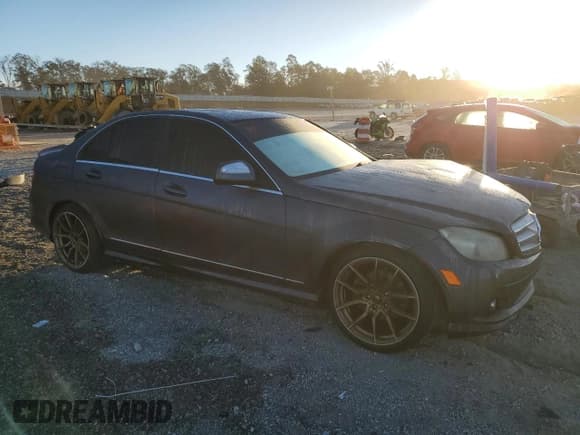 ✅ 2008 Mercedes-Benz C 300 Sport • VIN: WDDGF54X58F073672 • Lot: 85910135. Wystawiony na Copart z przebiegiem 201 886 mil. Bezpłatny archiwum sprzedaży aukcyjnych z USA i szczegółowy raport historii pojazdu na DreamBid. Zdjęcie 4.