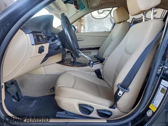 ✅ 2007 BMW 3 Series 328i • VIN: WBAVA33557KX81816 • Lot: 95466535. Listed on Copart with 148,791 mi. Free auction sales archive from the USA and detailed vehicle history report at DreamBid. Image 7.