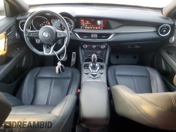 ✅ 2022 Alfa Romeo Stelvio Ti • VIN: ZASPAKBN7N7D26206 • Lot: 83955435. Listed on Copart with 79,871 mi. Free auction sales archive from the USA and detailed vehicle history report at DreamBid. Image 8.