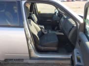 ✅ 2011 Ford Escape XLT • VIN: 1FMCU9D75BKC05202 • Лот: 43650098. Опубликован ранее на IAAI с пробегом 199 652 миль. Бесплатный доступ к архиву аукционных продаж из США и подробный отчёт об истории автомобиля на DreamBid. Изображение 5.