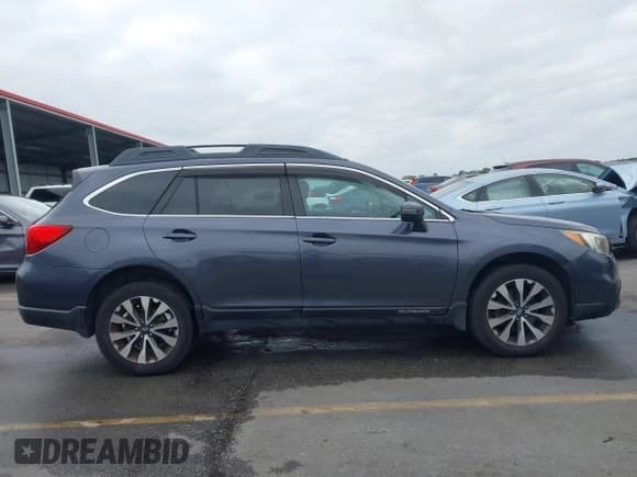 ✅ 2015 Subaru Outback Limited • VIN: 4S4BSENC5F3226718 • Lot: 43830480. Listed on IAAI with 190,324 mi. Free auction sales archive from the USA and detailed vehicle history report at DreamBid. Image 13.