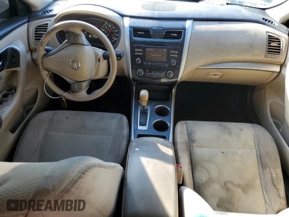 ✅ 2015 Nissan Altima S • VIN: 1N4AL3AP2FC168633 • Лот: 93668675. Опубликован ранее на Copart с пробегом 152 245 миль. Бесплатный доступ к архиву аукционных продаж из США и подробный отчёт об истории автомобиля на DreamBid. Изображение 8.