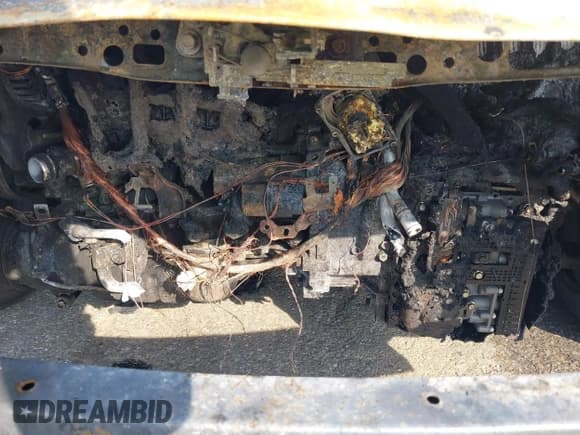 ✅ 2017 Hyundai Elantra SE • VIN: 5NPD84LF3HH056983 • Lot: 42485590. Listed on IAAI with Not provided. Free auction sales archive from the USA and detailed vehicle history report at DreamBid. Image 13.