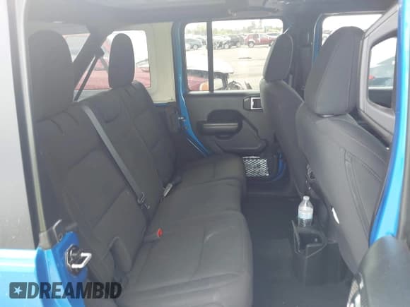 ✅ 2021 Jeep Wrangler Unlimited Sport Altitude • VIN: 1C4HJXDN1MW717458 • Lot: 43409535. Listed on IAAI with Not provided. Free auction sales archive from the USA and detailed vehicle history report at DreamBid. Image 8.