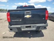 ✅ 2018 Chevrolet Colorado 4WD LT • VIN: 1GCGTCENXJ1295583 • Lot: 72040795. Wystawiony na Copart z przebiegiem 110 254 mil. Bezpłatny archiwum sprzedaży aukcyjnych z USA i szczegółowy raport historii pojazdu na DreamBid. Zdjęcie 6.