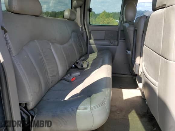 2002 Chevrolet Silverado 2500HD LS с VIN 1GCHK29U52Z264439, выставлен на аукционе Copart как лот 86616125 с пробегом 244 728 миль миль и Списание • Salvage title. История ставок и продаж доступна на DreamBid. Изображение 10.