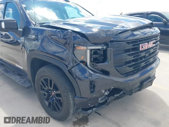 ✅ 2025 GMC Sierra 1500 Elevation • VIN: 3GTPHCED4SG221913 • Lot: 43223991. Listed on IAAI with 11,863 mi. Free auction sales archive from the USA and detailed vehicle history report at DreamBid. Image 6.