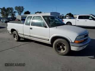 1998 Chevrolet S-10 LS с VIN 1GCCS1949W8195609, выставлен на аукционе Copart как лот 78197424 с пробегом Не указан миль и Списание • Salvage title. История ставок и продаж доступна на DreamBid. Изображение 4.