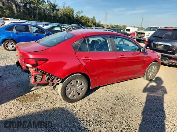 ✅ 2019 Kia Rio S • VIN: 3KPA24AB5KE242220 • Lot: 92373665. Wystawiony na Copart z przebiegiem 61 920 mil. Bezpłatny archiwum sprzedaży aukcyjnych z USA i szczegółowy raport historii pojazdu na DreamBid. Zdjęcie 3.