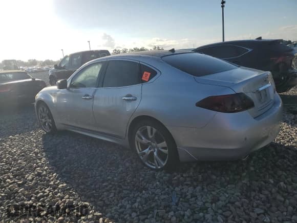 ✅ 2013 Infiniti M • VIN: JN1BY1AP5DM512275 • Lot: 89555185. Wystawiony na Copart z przebiegiem Nie podano. Bezpłatny archiwum sprzedaży aukcyjnych z USA i szczegółowy raport historii pojazdu na DreamBid. Zdjęcie 2.
