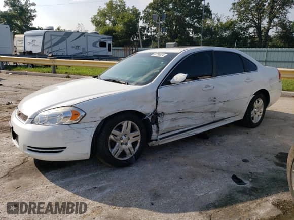 ✅ 2015 Chevrolet Impala LT • VIN: 2G1WB5E32F1112339 • Лот: 67795824. Опубликован ранее на Copart с пробегом 109 147 миль. Бесплатный доступ к архиву аукционных продаж из США и подробный отчёт об истории автомобиля на DreamBid. Изображение 1.