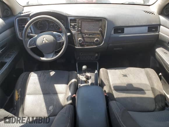 2018 Mitsubishi Outlander ES with VIN JA4AZ3A39JZ027175, listed as a Copart auction lot 70573725 with 197,576 mi miles and Salvage title. Bid and sale history available at DreamBid. Image 8.