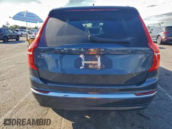 ✅ 2024 Volvo XC90 Plus Bright Theme • VIN: YV4L12PE2R1178827 • Лот: 94829115. Опубликован ранее на Copart с пробегом 15 605 миль. Бесплатный доступ к архиву аукционных продаж из США и подробный отчёт об истории автомобиля на DreamBid. Изображение 6.