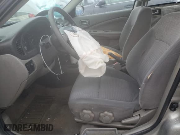 ✅ 2006 Nissan Sentra S • VIN: 3N1CB51D06L489620 • Lot: 92051325. Wystawiony na Copart z przebiegiem Nie podano. Bezpłatny archiwum sprzedaży aukcyjnych z USA i szczegółowy raport historii pojazdu na DreamBid. Zdjęcie 7.