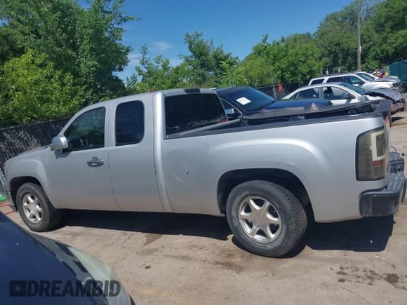✅ 2011 GMC Sierra 1500 SLE • VIN: 1GTR1VEA2BZ161077 • Lot: 42299431. Wystawiony na IAAI z przebiegiem 168 333 mil. Bezpłatny archiwum sprzedaży aukcyjnych z USA i szczegółowy raport historii pojazdu na DreamBid. Zdjęcie 15.