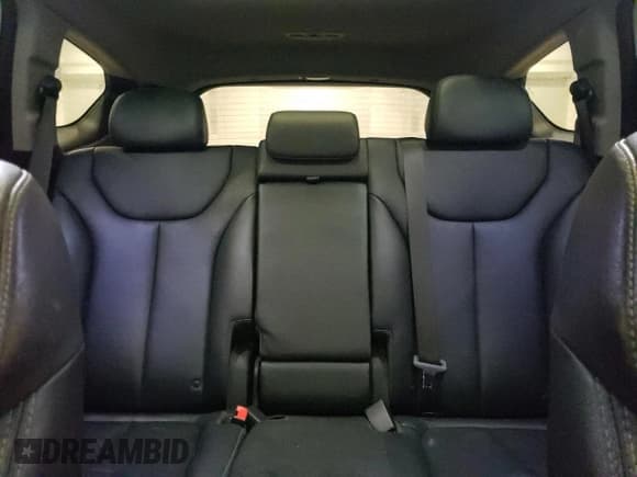 ✅ 2019 Hyundai Santa Fe Ultimate • VIN: 5NMS5CAD6KH003047 • Lot: 82011663. Wystawiony na Copart z przebiegiem 92 967 mil. Bezpłatny archiwum sprzedaży aukcyjnych z USA i szczegółowy raport historii pojazdu na DreamBid. Zdjęcie 10.