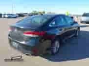 2019 Hyundai Sonata SE z VIN 5NPE24AF2KH731500, wystawiony jako IAAI lot #43604143 z przebiegiem 149 807 mil mil oraz . Historia ofert i sprzedaży dostępna na DreamBid. Obrazek 4.