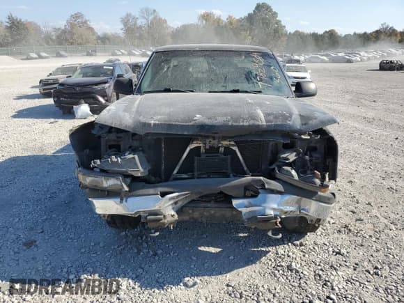 ✅ 2004 Chevrolet Silverado 1500 LS • VIN: 2GCEC19V841207487 • Lot: 77824684. Listed on Copart with Not provided. Free auction sales archive from the USA and detailed vehicle history report at DreamBid. Image 5.