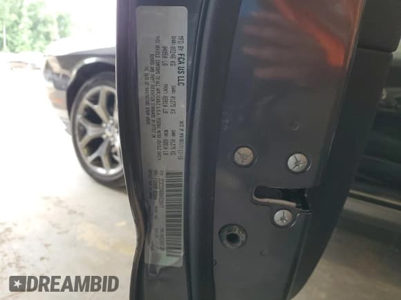 ✅ 2017 Dodge Challenger SXT • VIN: 2C3CDZAG8HH539477 • Lot: 52830323. Wystawiony na Copart z przebiegiem 87 481 mil. Bezpłatny archiwum sprzedaży aukcyjnych z USA i szczegółowy raport historii pojazdu na DreamBid. Zdjęcie 14.