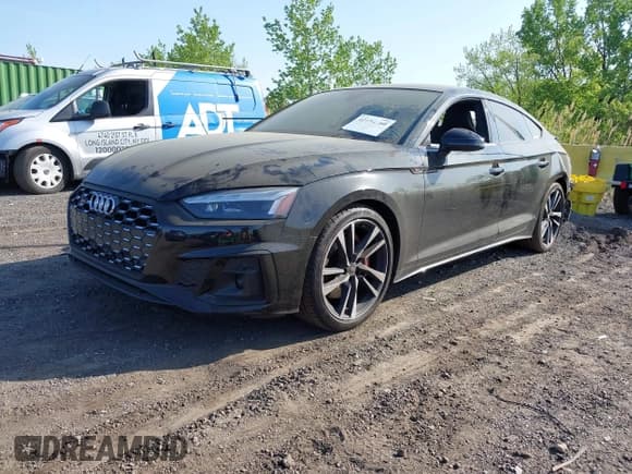 ✅ 2024 Audi S5 Sportback Premium Plus • VIN: WAUC4CF58RA071005 • Lot: 42154760. Listed on IAAI with 11,149 mi. Free auction sales archive from the USA and detailed vehicle history report at DreamBid. Image 17.
