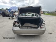 ✅ 2005 Mercedes-Benz E 320 CDI • VIN: WDBUF26J25A670032 • Лот: 71183025. Опубликован ранее на Copart с пробегом 96 988 миль. Бесплатный доступ к архиву аукционных продаж из США и подробный отчёт об истории автомобиля на DreamBid. Изображение 6.