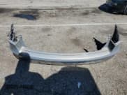 ✅ 2018 Bentley Bentayga Signature • VIN: SJAAC4ZV0JC020171 • Лот: 48413645. Опубликован ранее на Copart с пробегом 76 196 миль. Бесплатный доступ к архиву аукционных продаж из США и подробный отчёт об истории автомобиля на DreamBid. Изображение 13.