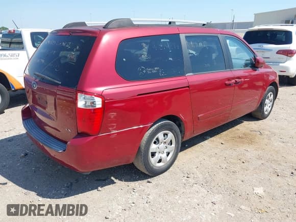 ✅ 2008 Kia Sedona EX • VIN: KNDMB233386268370 • Lot: 43147488. Wystawiony na IAAI z przebiegiem 261 050 mil. Bezpłatny archiwum sprzedaży aukcyjnych z USA i szczegółowy raport historii pojazdu na DreamBid. Zdjęcie 4.