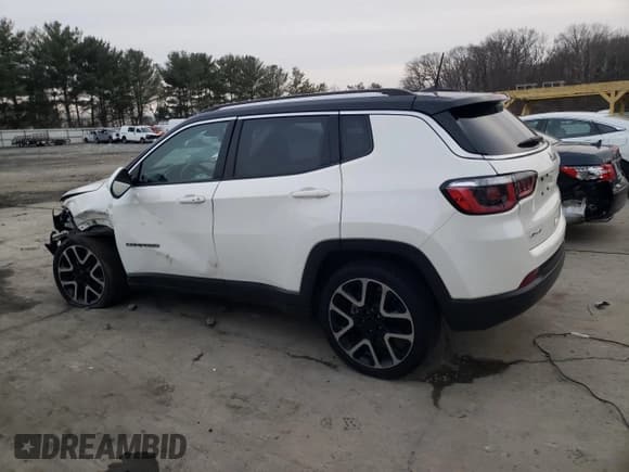 ✅ 2019 Jeep Compass Limited • VIN: 3C4NJDCB8KT654256 • Лот: 44081585. Опубликован ранее на Copart с пробегом 75 991 миль. Бесплатный доступ к архиву аукционных продаж из США и подробный отчёт об истории автомобиля на DreamBid. Изображение 2.