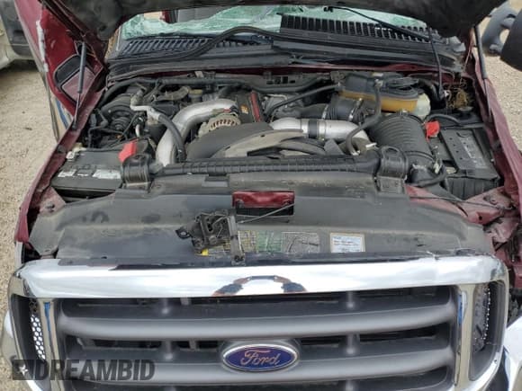 ✅ 2004 Ford F-250 XL • VIN: 1FTNF21P74EA61852 • Lot: 87275955. Wystawiony na Copart z przebiegiem 63 670 mil. Bezpłatny archiwum sprzedaży aukcyjnych z USA i szczegółowy raport historii pojazdu na DreamBid. Zdjęcie 11.