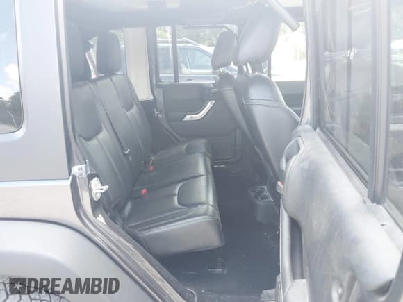 ✅ 2017 Jeep Wrangler Unlimited Rubicon Recon • VIN: 1C4BJWFG3HL733652 • Lot: 42767905. Listed on IAAI with 46,025 mi. Free auction sales archive from the USA and detailed vehicle history report at DreamBid. Image 8.