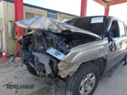 ✅ 2003 Chevrolet Avalanche • VIN: 3GNEC13T53G192743 • Lot: 43525783. Listed on IAAI with 166,217 mi. Free auction sales archive from the USA and detailed vehicle history report at DreamBid. Image 13.