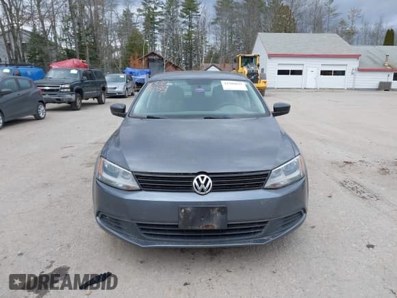 ✅ 2014 Volkswagen Jetta • VIN: 3VW1K7AJ9EM392153 • Lot: 43709035. Wystawiony na IAAI z przebiegiem 117 517 mil. Bezpłatny archiwum sprzedaży aukcyjnych z USA i szczegółowy raport historii pojazdu na DreamBid. Zdjęcie 13.