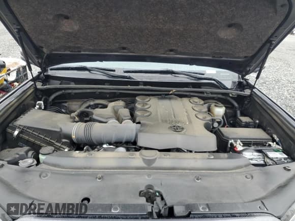 ✅ 2022 Toyota 4Runner SR5 Premium • VIN: JTEFU5JR0N5263748 • Lot: 85929455. Listed on Copart with 47,959 mi. Free auction sales archive from the USA and detailed vehicle history report at DreamBid. Image 12.