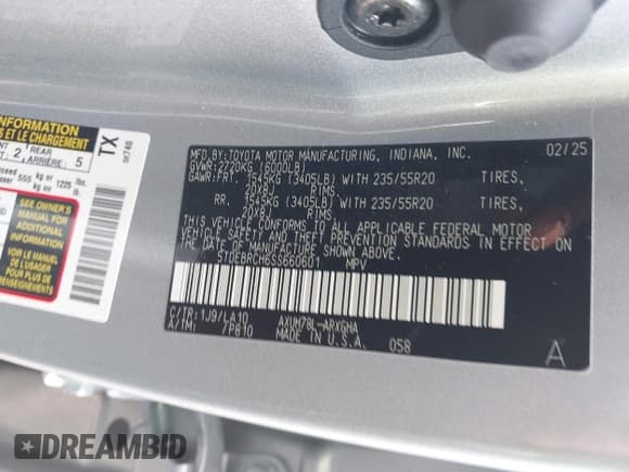 ✅ 2025 Toyota Highlander Hybrid Platinum • VIN: 5TDEBRCH6SS660601 • Lot: 42733893. Listed on IAAI with 7,818 mi. Free auction sales archive from the USA and detailed vehicle history report at DreamBid. Image 9.