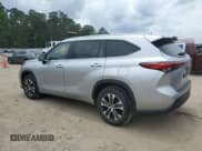 ✅ 2023 Toyota Highlander L • VIN: 5TDKDRAH2PS005536 • Lot: 57158045. Wystawiony na Copart z przebiegiem 55 509 mil. Bezpłatny archiwum sprzedaży aukcyjnych z USA i szczegółowy raport historii pojazdu na DreamBid. Zdjęcie 2.