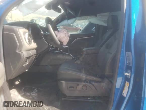 2023 Chevrolet Colorado 4WD ZR2 с VIN 1GCPTFEK6P1213851, выставлен на аукционе Copart как лот 47569725 с пробегом Не указан миль и Списание • Salvage title. История ставок и продаж доступна на DreamBid. Изображение 7.