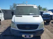 ✅ 2012 Mercedes-Benz Sprinter Cargo • VIN: WD3PE7CC6C5714120 • Lot: 43349478. Wystawiony na IAAI z przebiegiem 108 930 mil. Bezpłatny archiwum sprzedaży aukcyjnych z USA i szczegółowy raport historii pojazdu na DreamBid. Zdjęcie 12.