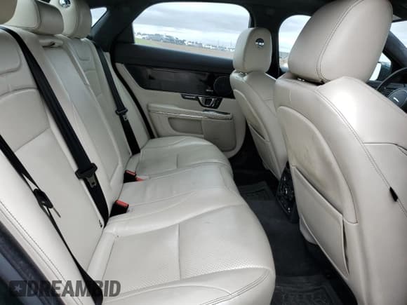 ✅ 2015 Jaguar XJ Premium Luxury • VIN: SAJXJ1CD3F8V88780 • Lot: 57488345. Listed on Copart with 62,776 mi. Free auction sales archive from the USA and detailed vehicle history report at DreamBid. Image 10.