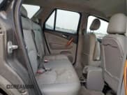 ✅ 2007 Saturn VUE V6 • VIN: 5GZCZ53447S876212 • Lot: 56625455. Wystawiony na Copart z przebiegiem 160 171 mil. Bezpłatny archiwum sprzedaży aukcyjnych z USA i szczegółowy raport historii pojazdu na DreamBid. Zdjęcie 11.