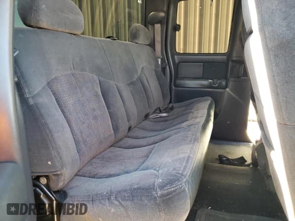 ✅ 2001 Chevrolet Silverado 1500 LS • VIN: 2GCEC19V911195992 • Лот: 75047424. Опубликован ранее на Copart с пробегом 264 816 миль. Бесплатный доступ к архиву аукционных продаж из США и подробный отчёт об истории автомобиля на DreamBid. Изображение 10.